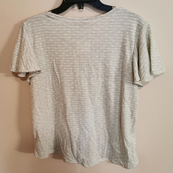 Bnwt, t-shirt,  size L - Picture 2 of 8